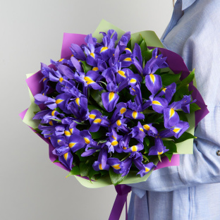 Открытка к букету цветов «Мамочка С Днем Рождения!» купить с доставкой в Москве.