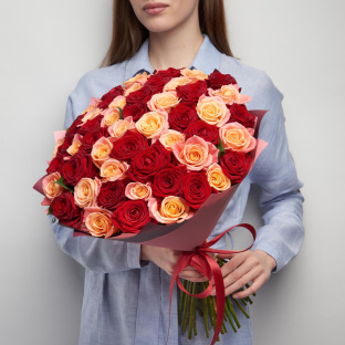 Коралловый риф 51 роза